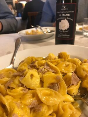 Vino-della-casa