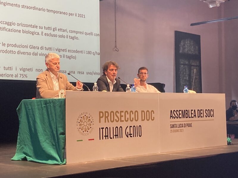 Assemblea-annuale-dei-soci-Prosecco-Doc-Giavi-Zanette-e-Battistella