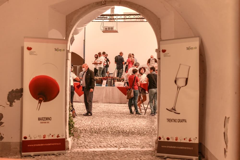Comuneisera Ingresso Ph B Andreolli