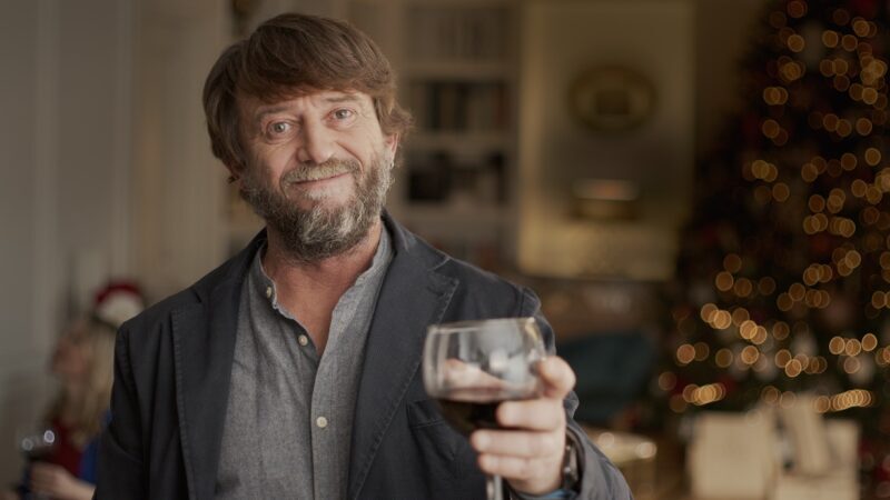 Etilika.it lancia lo spot tv con il navigatore Giovanni Soldini per promuovere i vini made in Italy