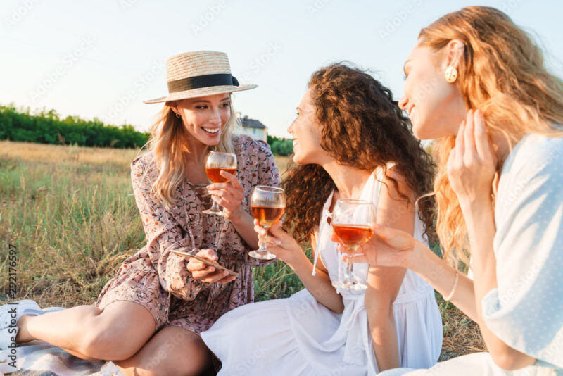 Immagine Donne E Vino E1642073124761