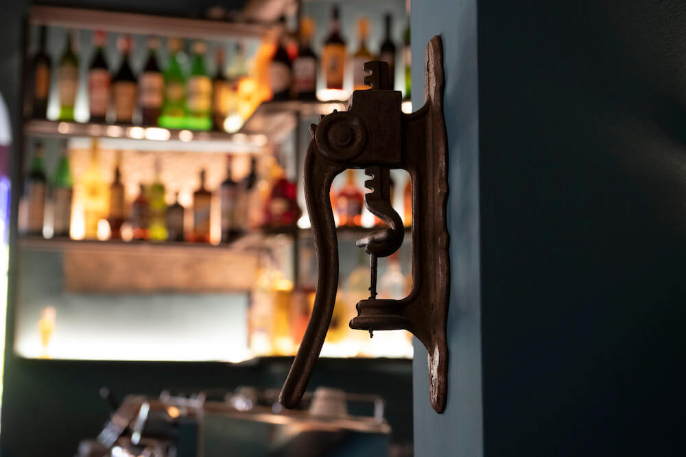 dada-in-taverna