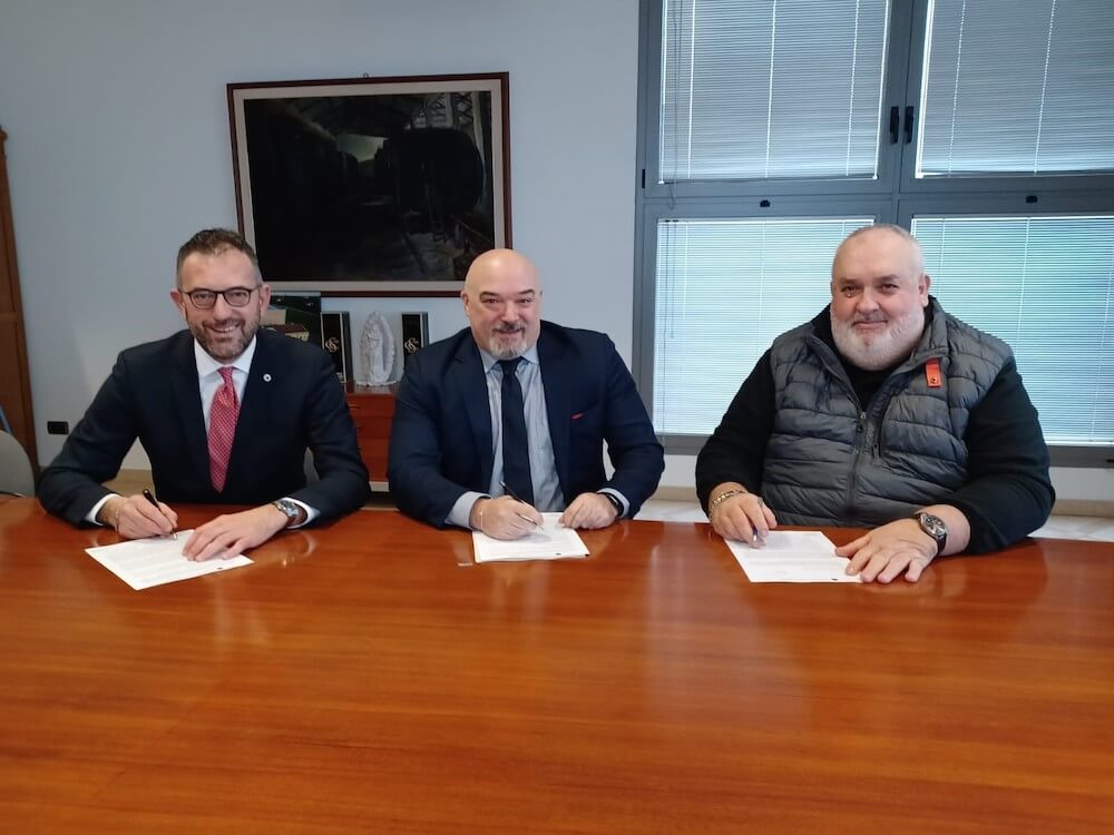 UniCredit sigla una convenzione di filiera con la Cantina di Carpi e Sorbara