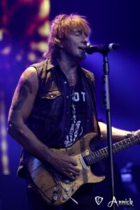 richie-sambora-artist-live