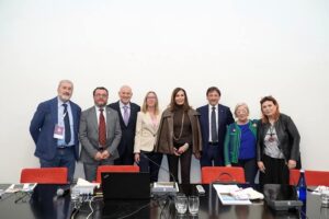 vinitaly2023-turismo-del-vino-con-ministra-santanche