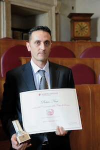 simone-neri