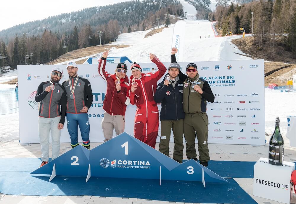 bertagnolli-e-ravelli-sul-podio-a-cortina